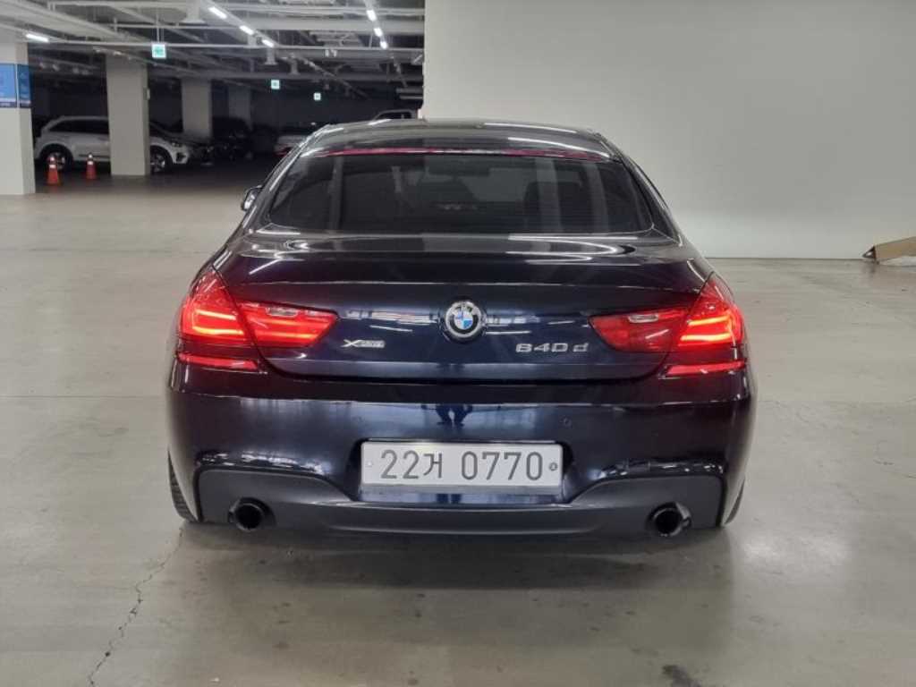 BMW 6 series - Vista 4