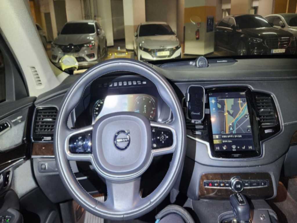 Volvo XC90 - Vista 4