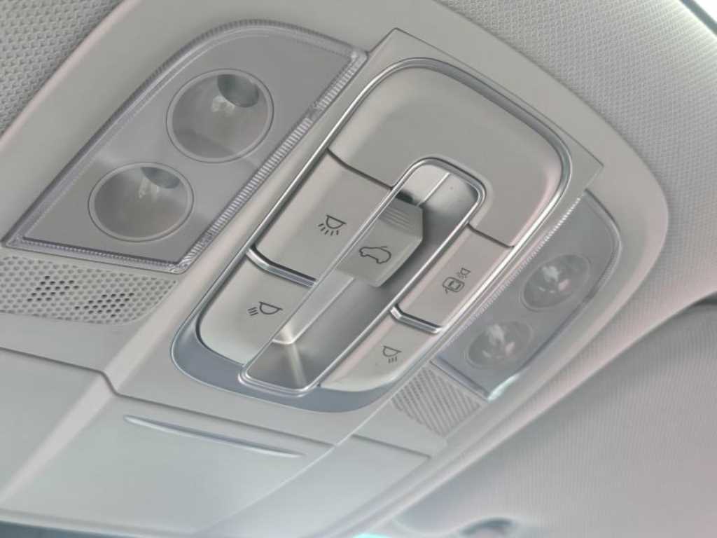 HYUNDAI Santa Fe - Vista 11