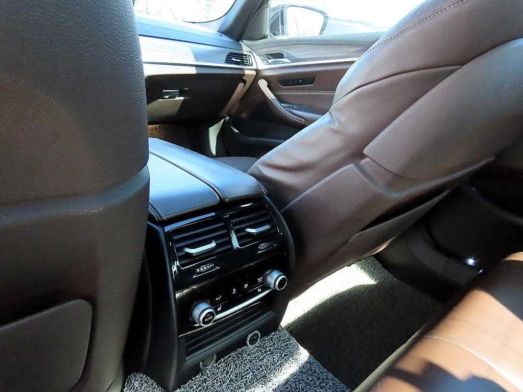 BMW 5 Series 2018 Blanco - Importación desde Corea - HF Imports Iquique - Foto 16