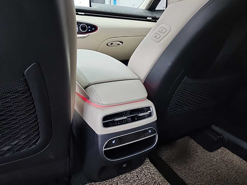 Genesis GV70 2021 Blanco - Importación desde Corea - HF Imports Iquique - Foto 13