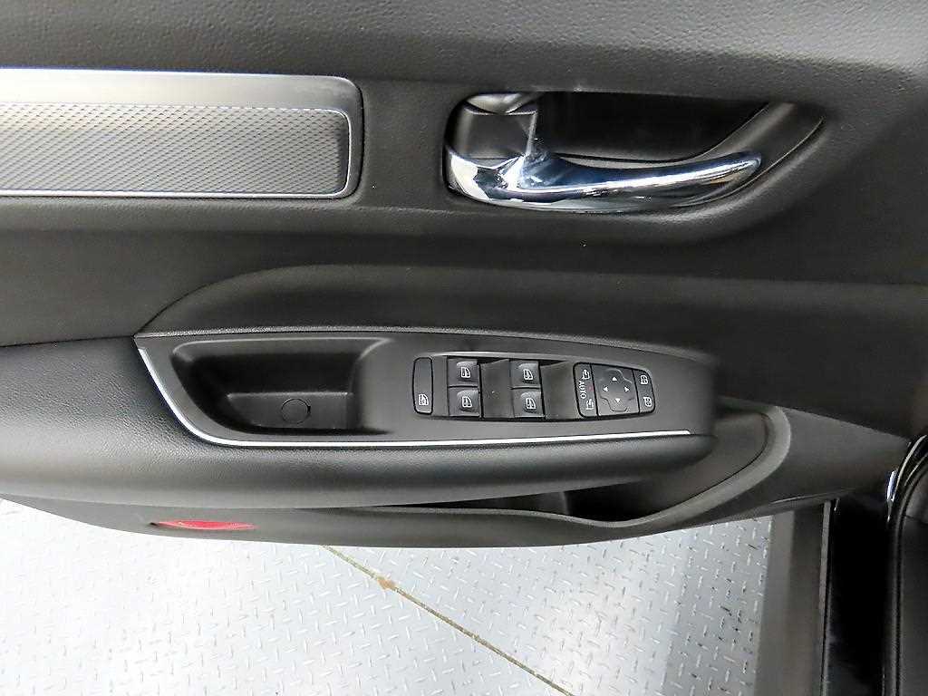 SAMSUNG QM6 - Vista 11