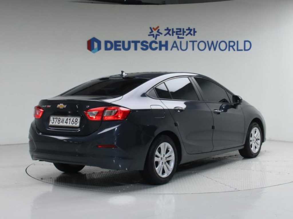 Chevrolet Cruise - Vista 2