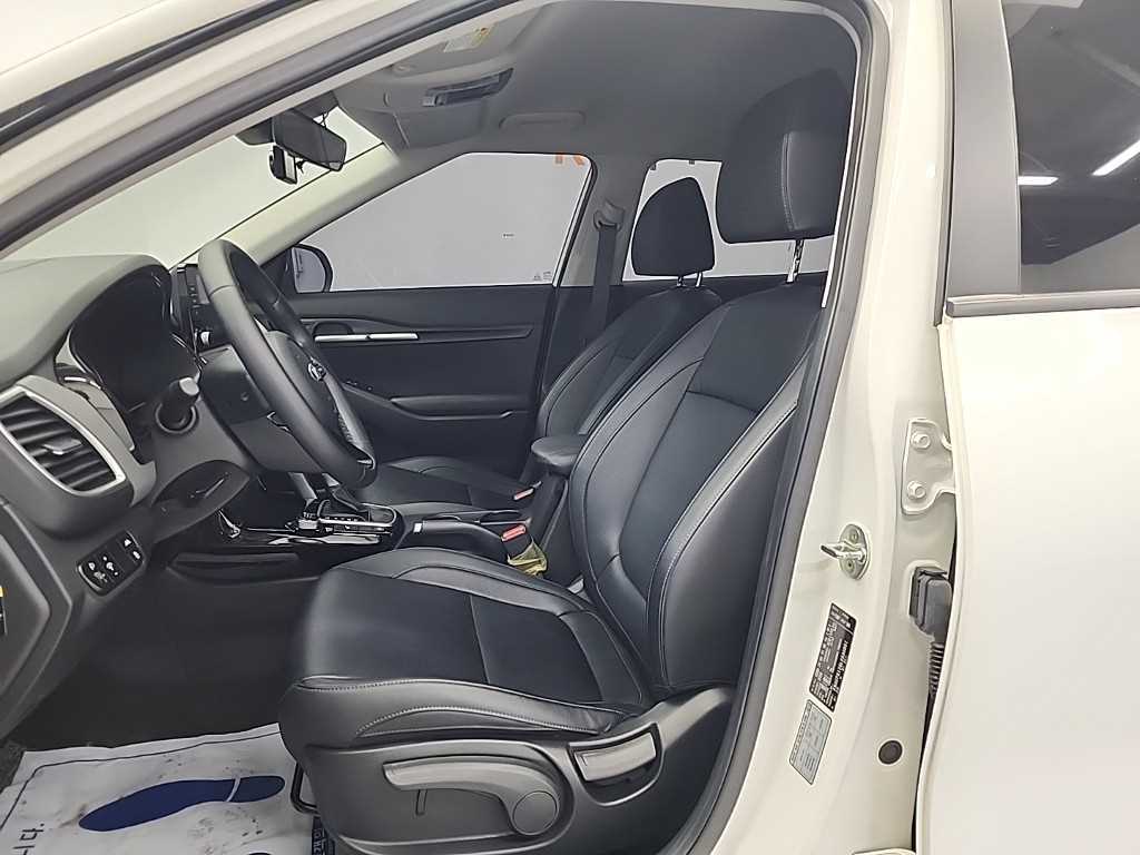 KIA Seltos - Vista 11