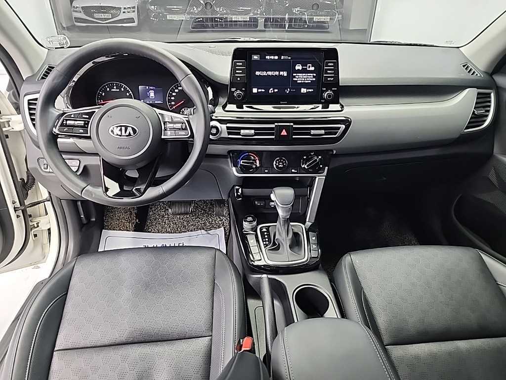 KIA Seltos - Vista 7