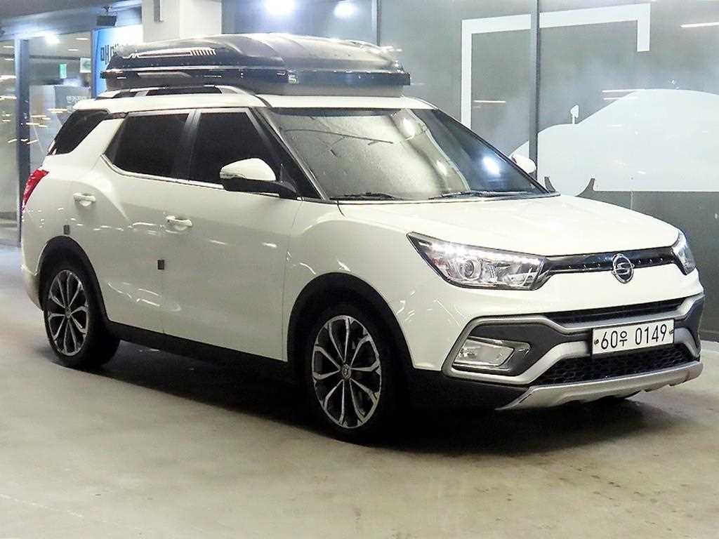 Ssangyong Tivoli 2017 Blanco - Importación desde Corea - HF Imports Iquique - Foto 1