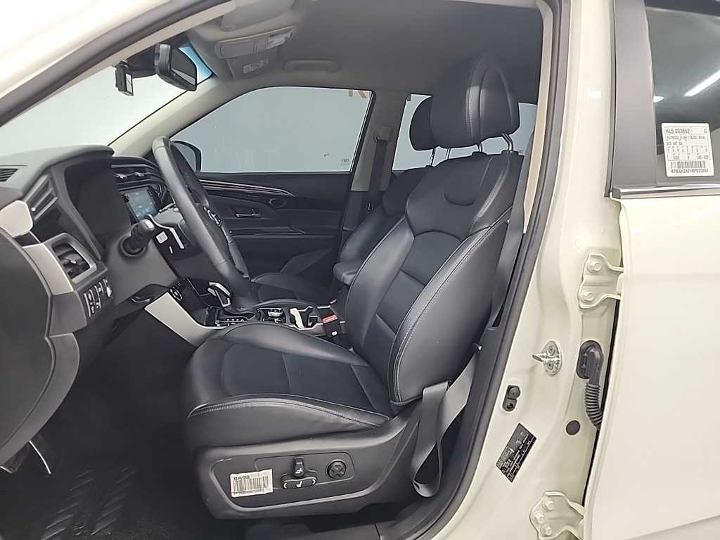 Ssangyong Korando - Vista 12