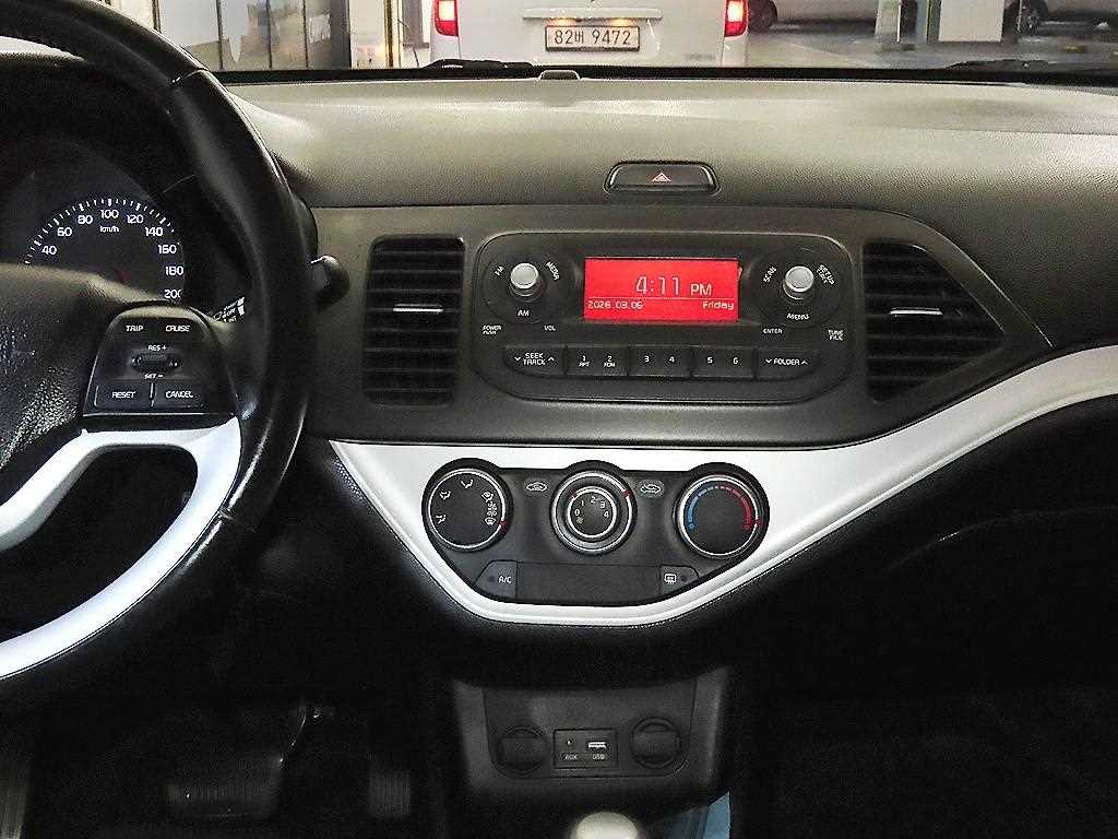 KIA Morning - Vista 11