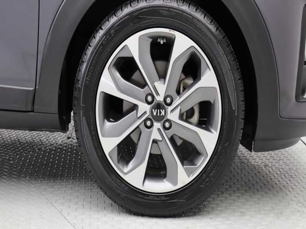 KIA Stonic - Vista 7