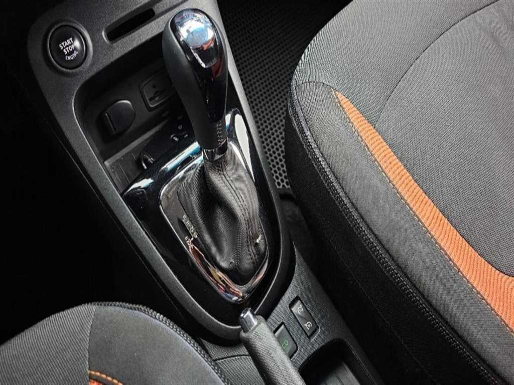 SAMSUNG QM3 - Vista 9