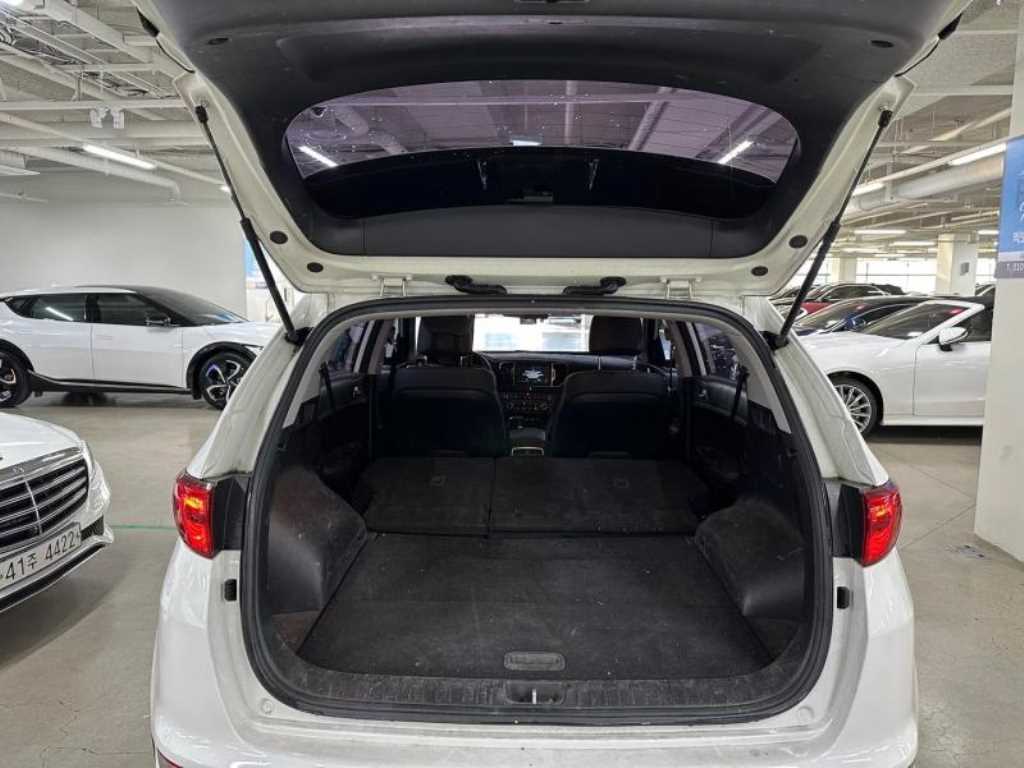 KIA Sportage - Vista 6