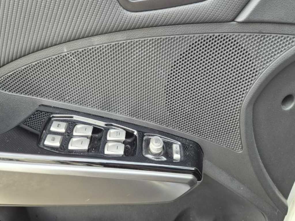 Ssangyong Tivoli - Vista 6