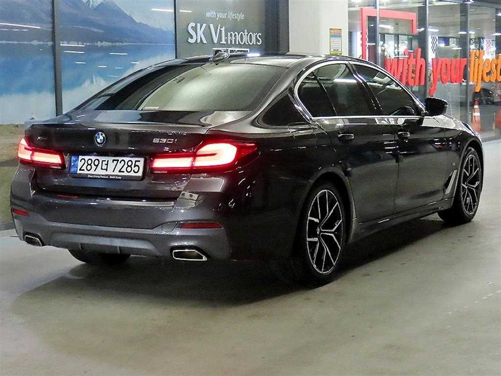 BMW 5 Series - Vista 4