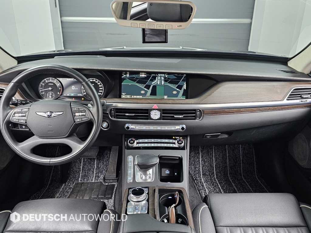 Genesis G90 - Vista 7