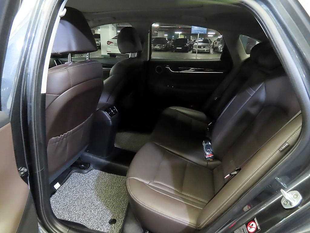 HYUNDAI Grandeur - Vista 7