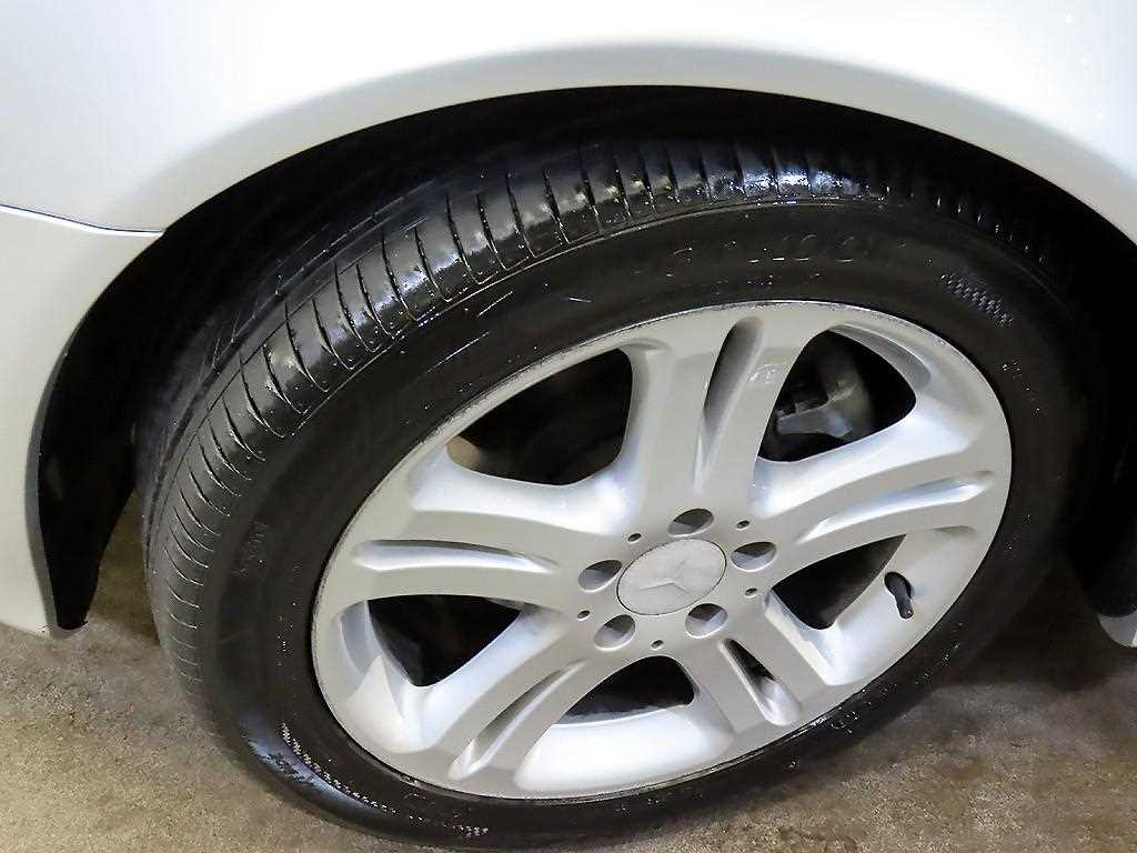 Mercedes Benz E class 2008 Plateado - Importación desde Corea - HF Imports Iquique - Foto 20