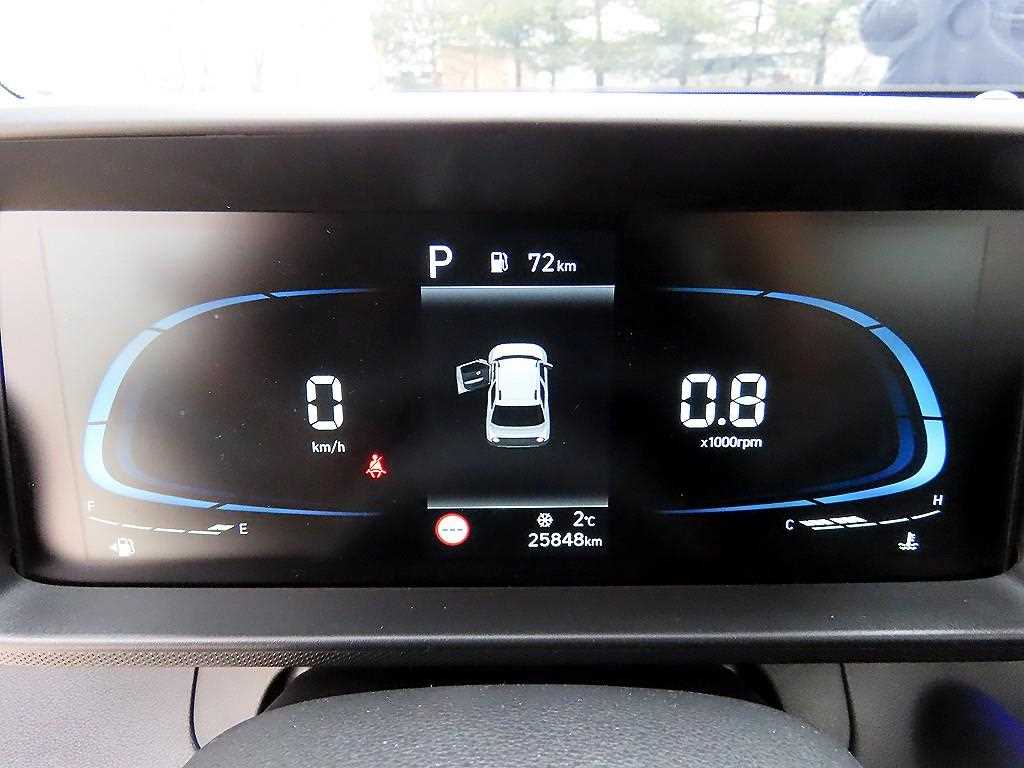 HYUNDAI Casper - Vista 9