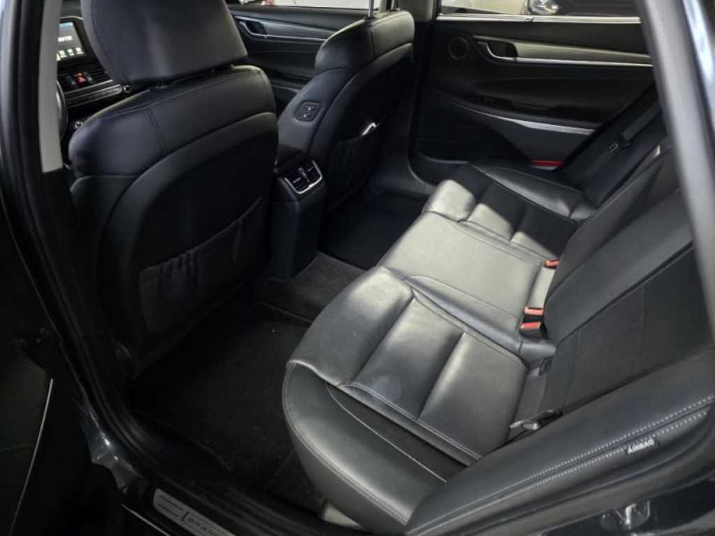 HYUNDAI Grandeur - Vista 8