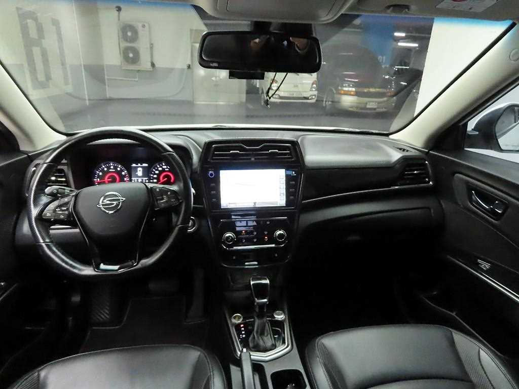 Ssangyong Tivoli - Vista 7