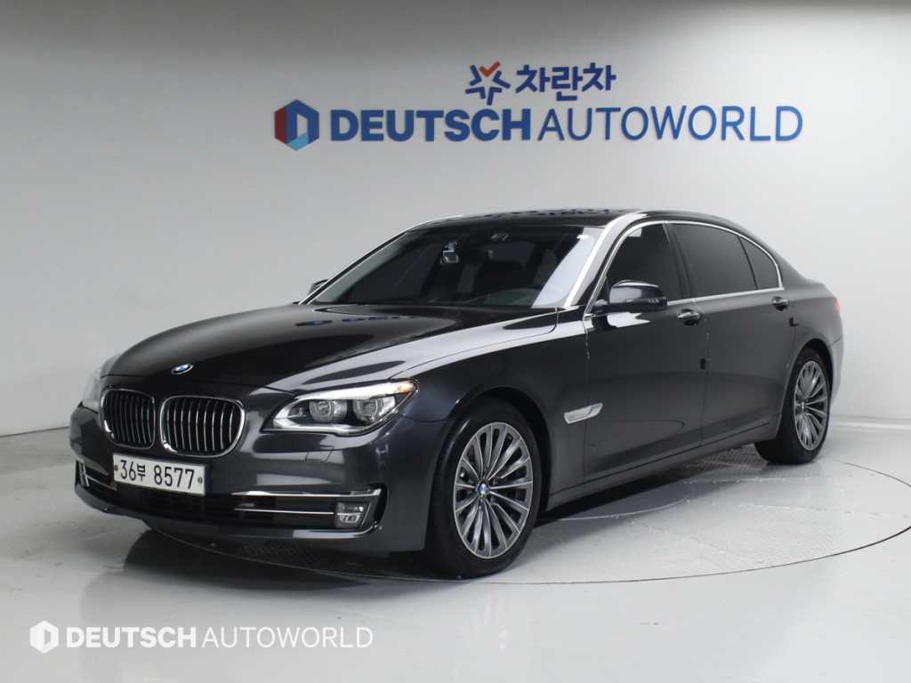 BMW 7 Series - Vista 2