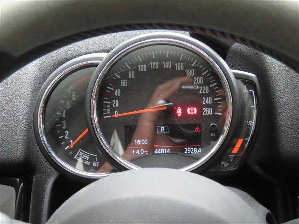 Mini Countryman - Vista 5