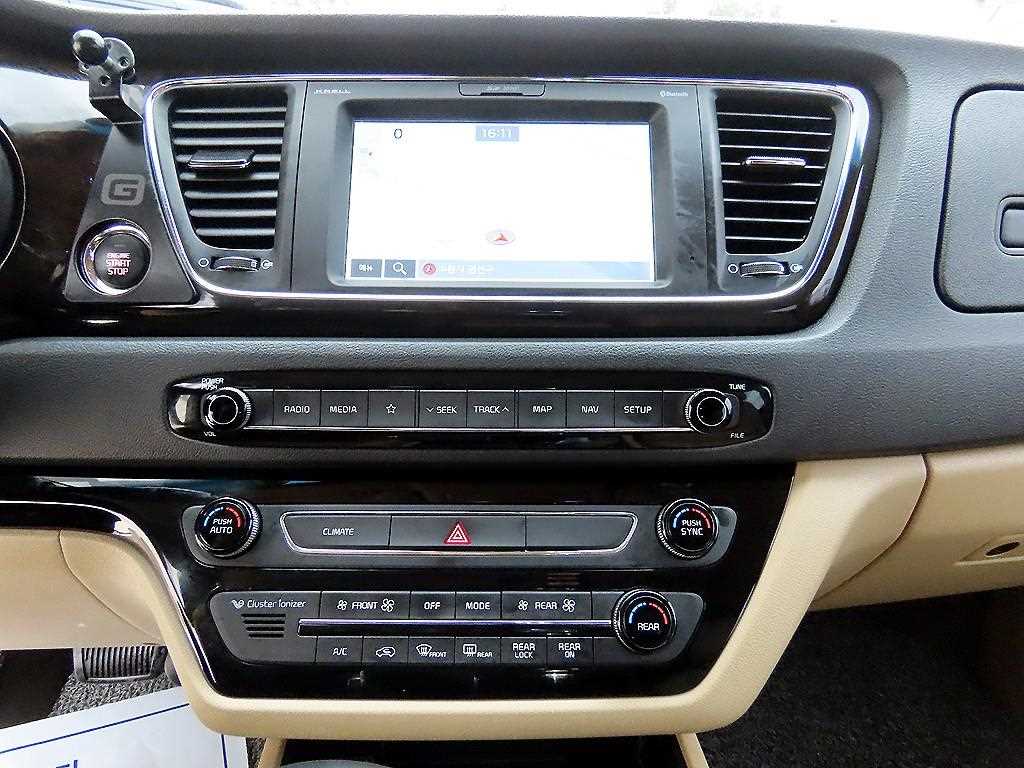 KIA Carnival 2019 Blanco - Importación desde Corea - HF Imports Iquique - Foto 14