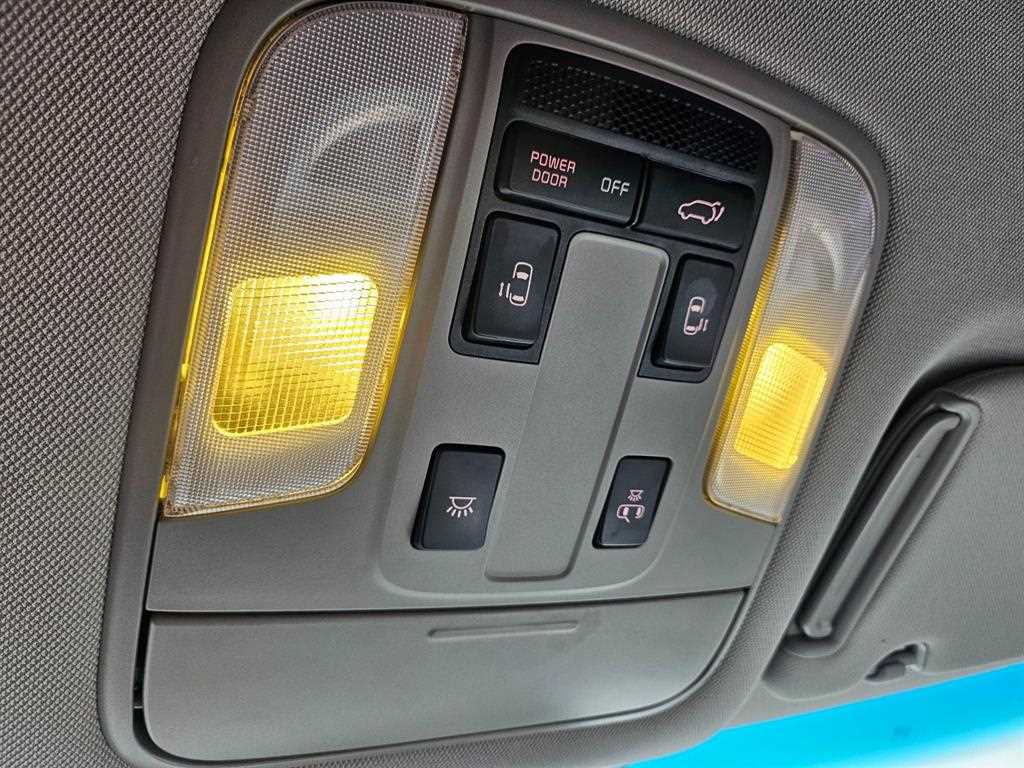 KIA Carnival 2016 Negro - Importación desde Corea - HF Imports Iquique - Foto 17