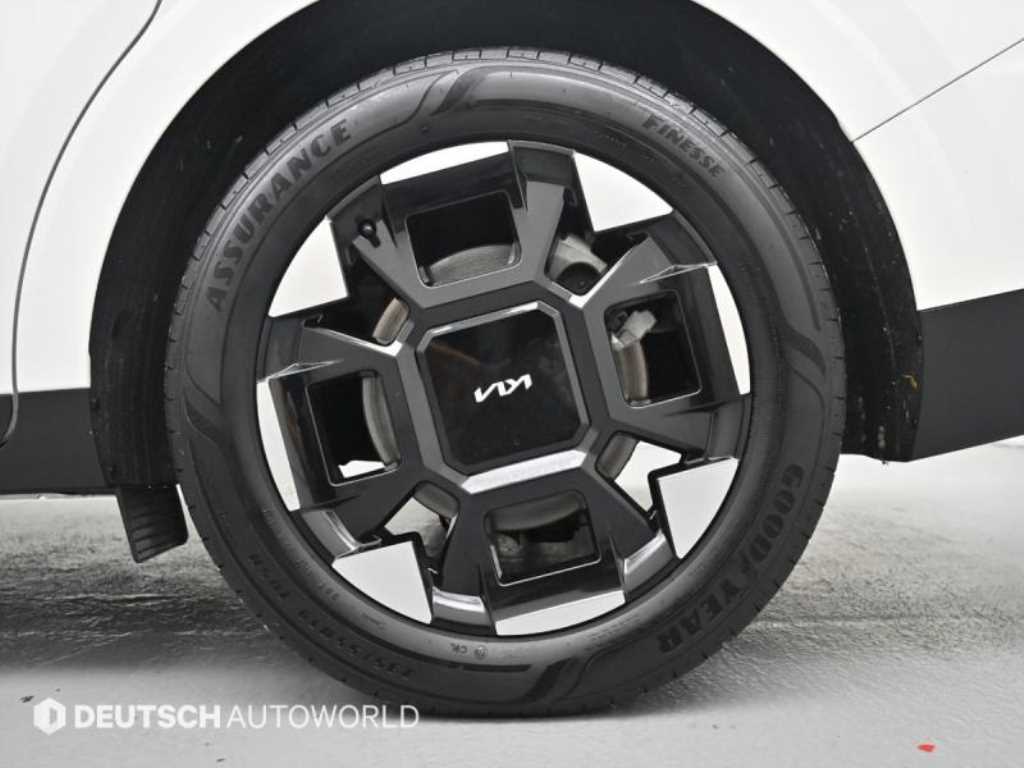 KIA Carnival - Vista 5