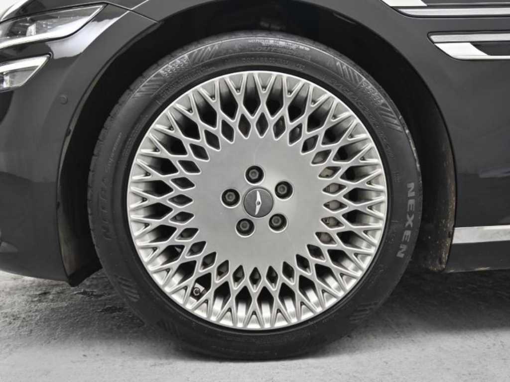 Genesis G80 - Vista 5