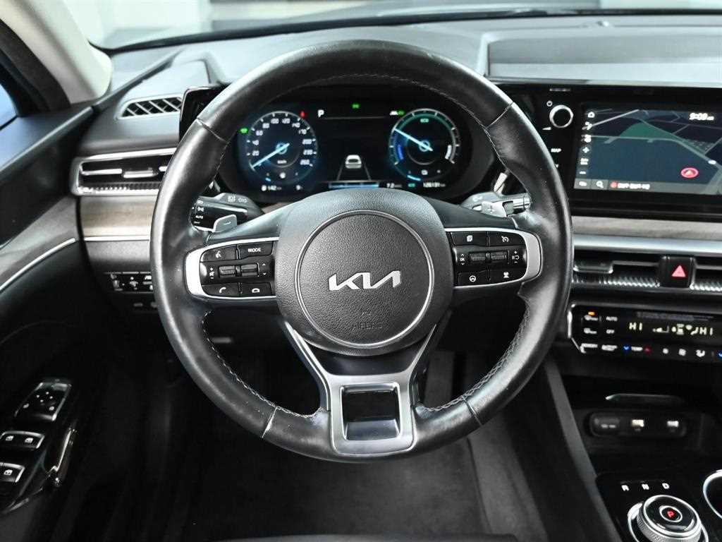 KIA K5 2023 Negro - Importación desde Corea - HF Imports Iquique - Foto 13