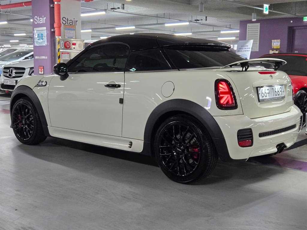 Mini Coupe - Vista 4