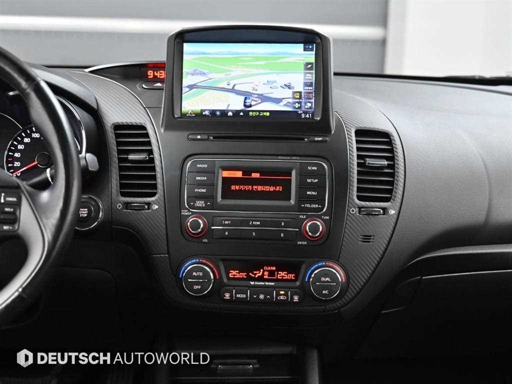 KIA K3 2014 Negro - Importación desde Corea - HF Imports Iquique - Foto 15