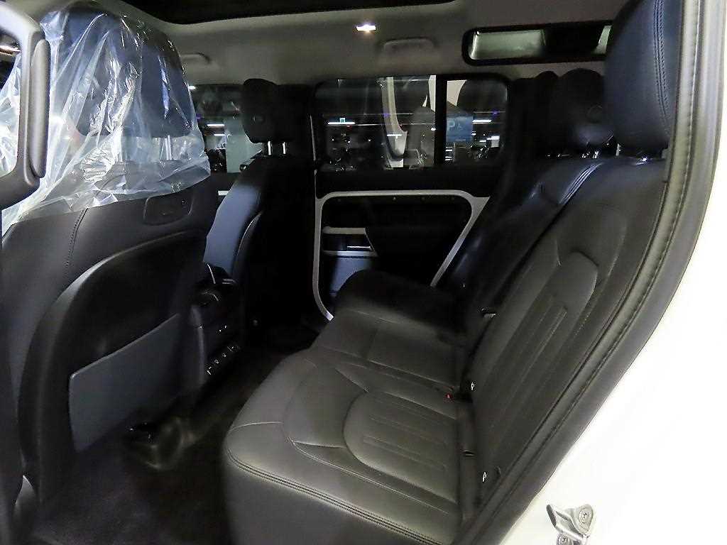 Land Rover Defender - Vista 7