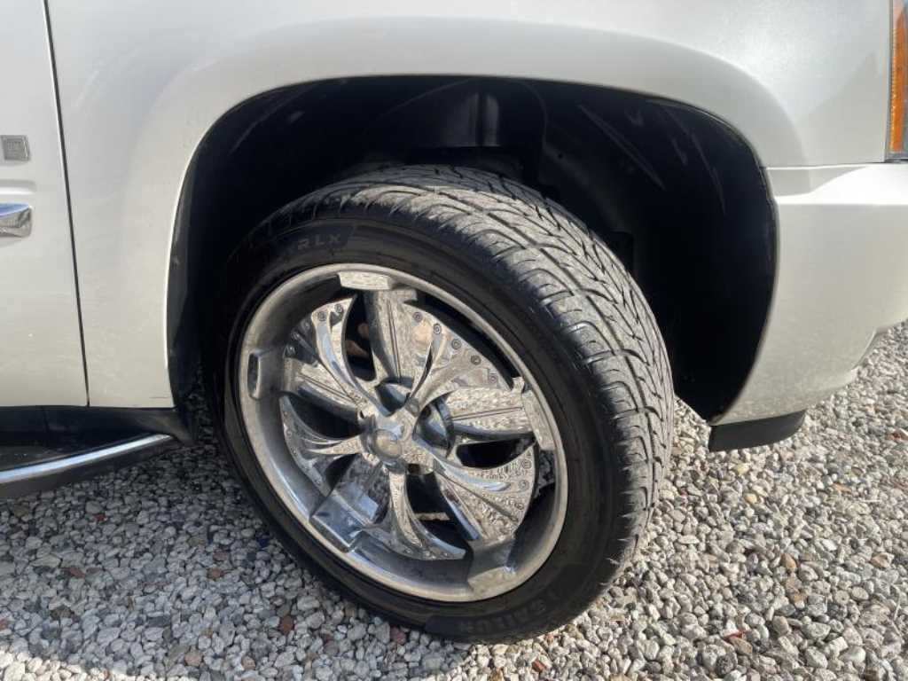 Cadillac Escalade 2007 Blanco - Importación desde Corea - HF Imports Iquique - Foto 16