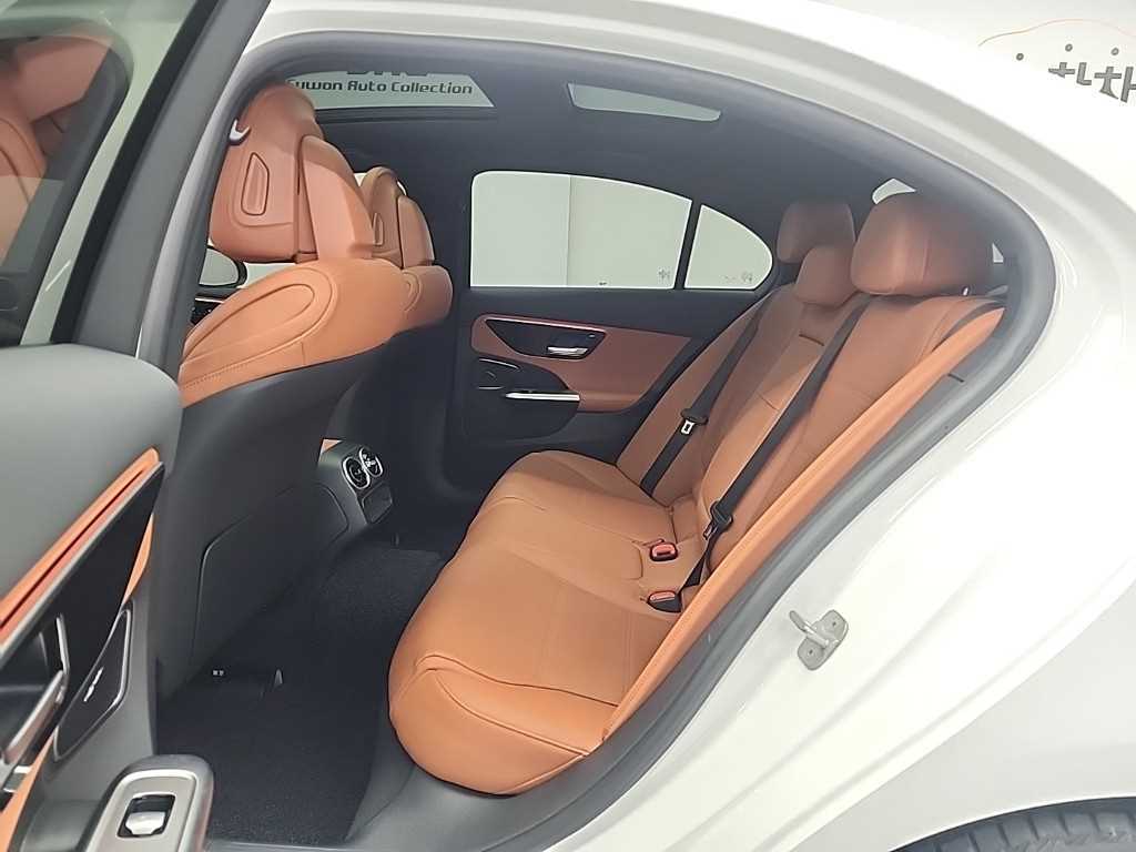 Mercedes Benz C Class - Vista 12