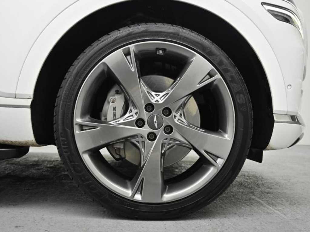 Genesis GV80 - Vista 5