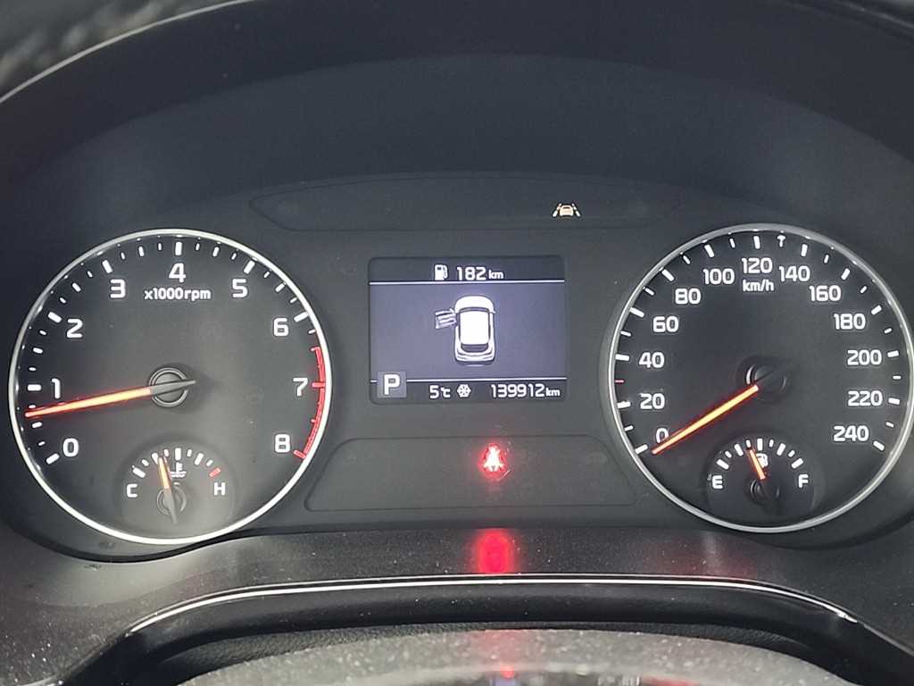 KIA Seltos - Vista 6