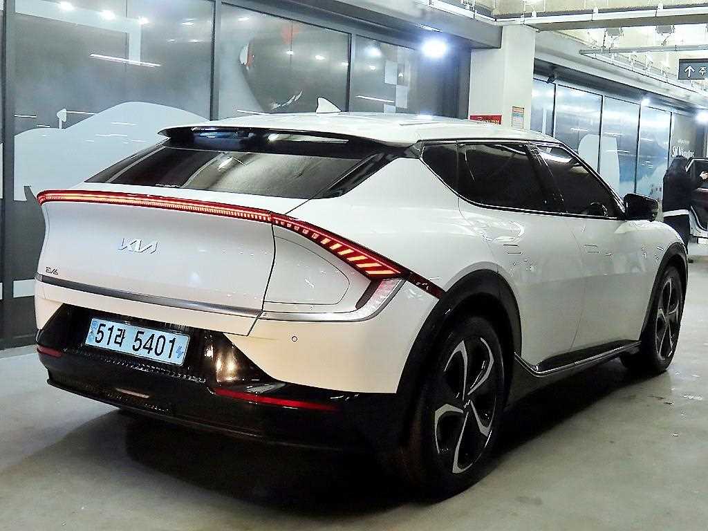 KIA EV6 - Vista 4