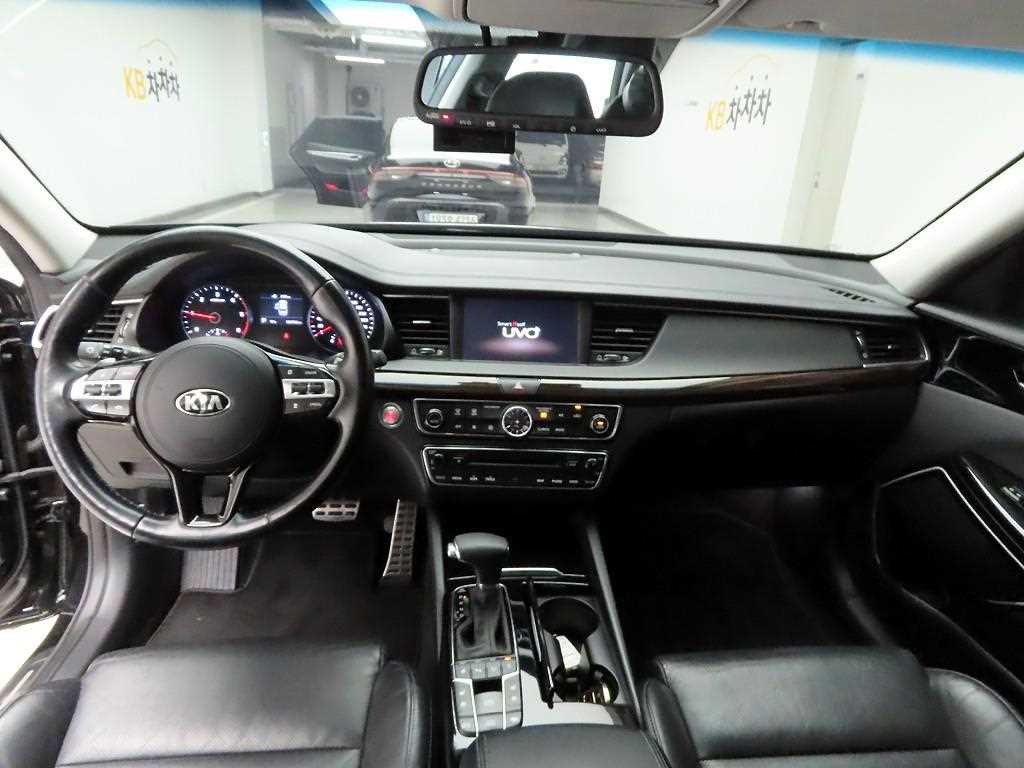 KIA K7 - Vista 6
