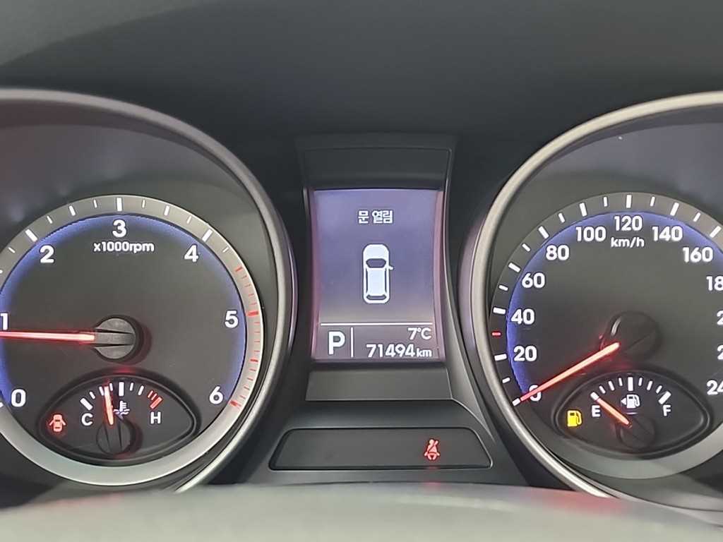 HYUNDAI Santa Fe - Vista 6