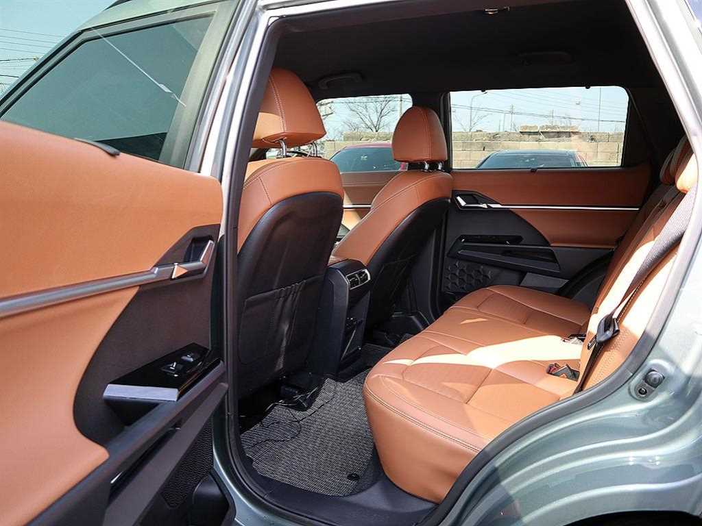 Ssangyong Torres - Vista 7