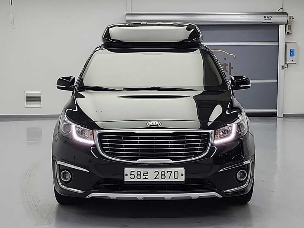 KIA Carnival - Vista 2