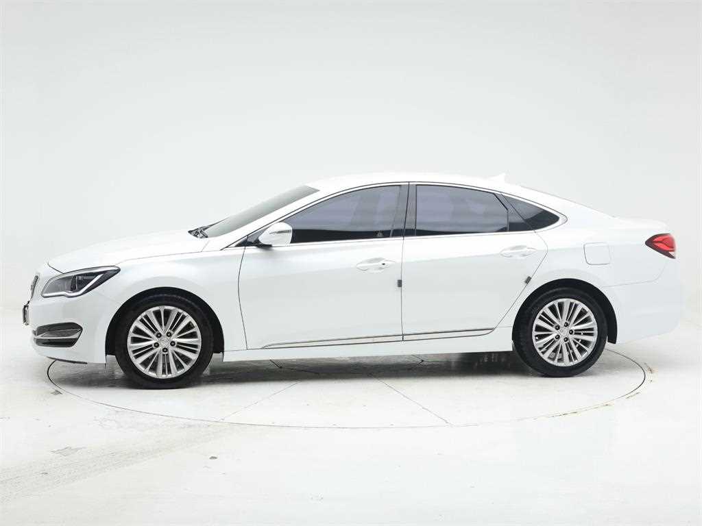 HYUNDAI Aslan - Vista 3