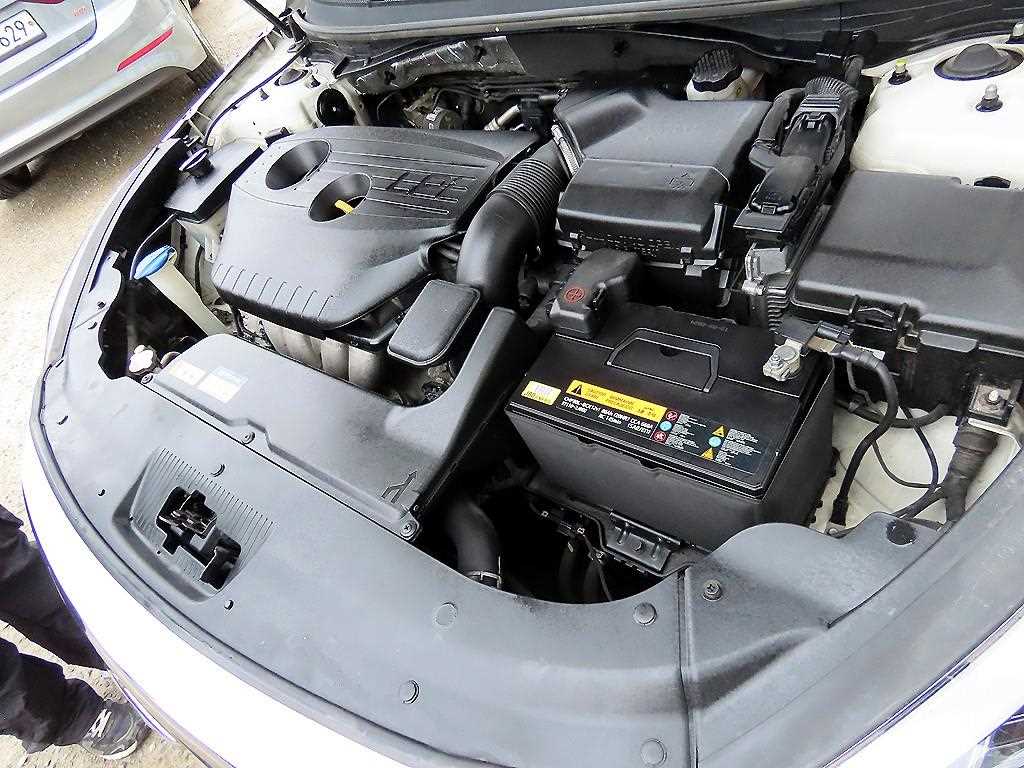 HYUNDAI Sonata 2016 Blanco - Importación desde Corea - HF Imports Iquique - Foto 18