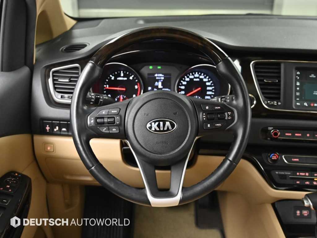 KIA Carnival 2019 Blanco - Importación desde Corea - HF Imports Iquique - Foto 13