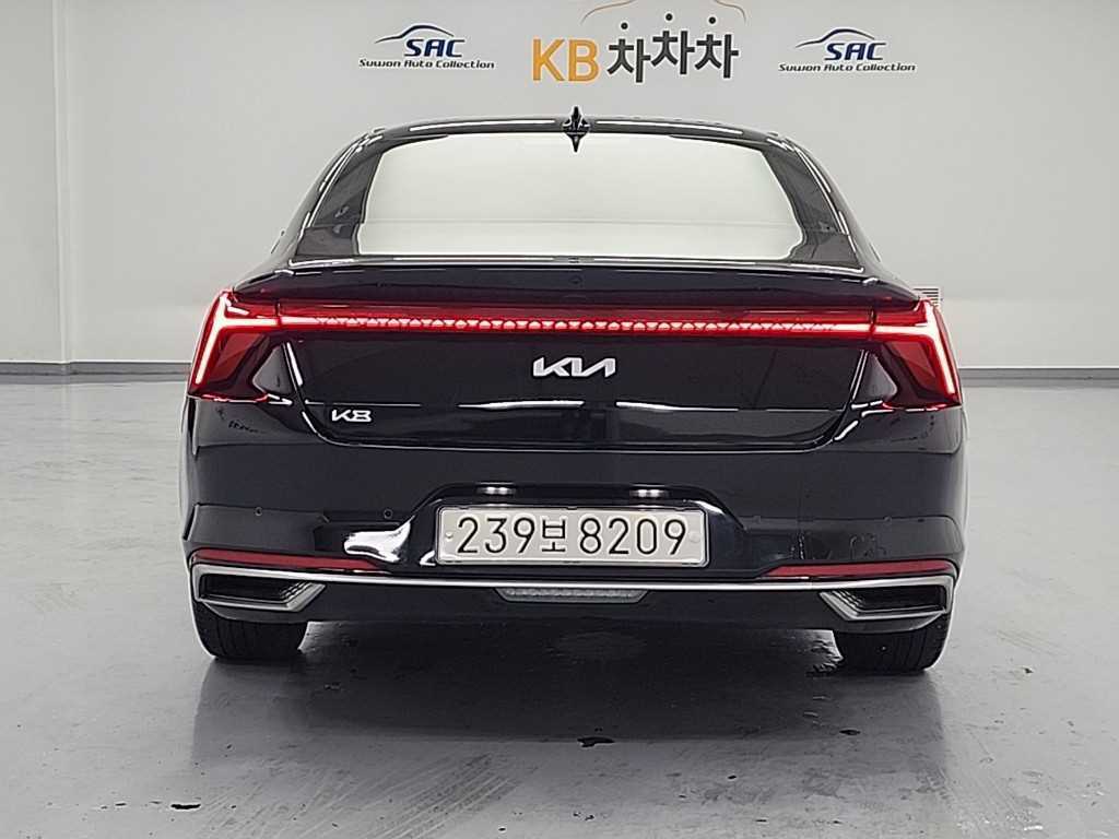 KIA K8 - Vista 3