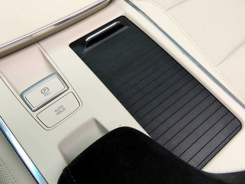 HYUNDAI Grandeur - Vista 11