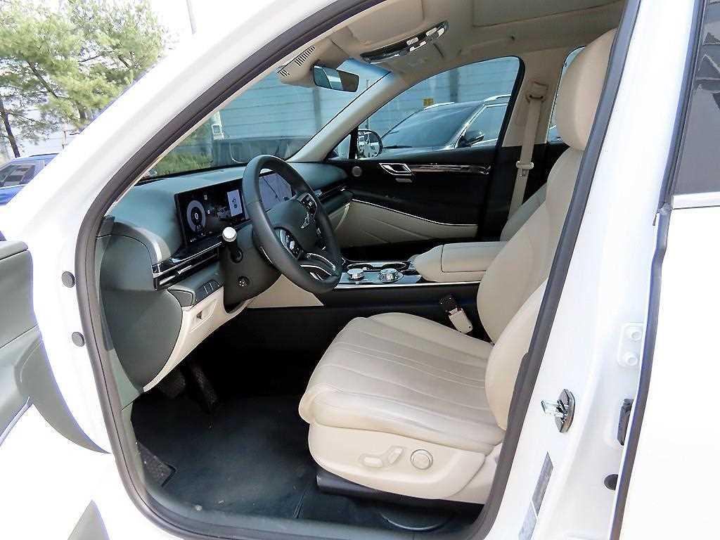 Genesis GV80 - Vista 5