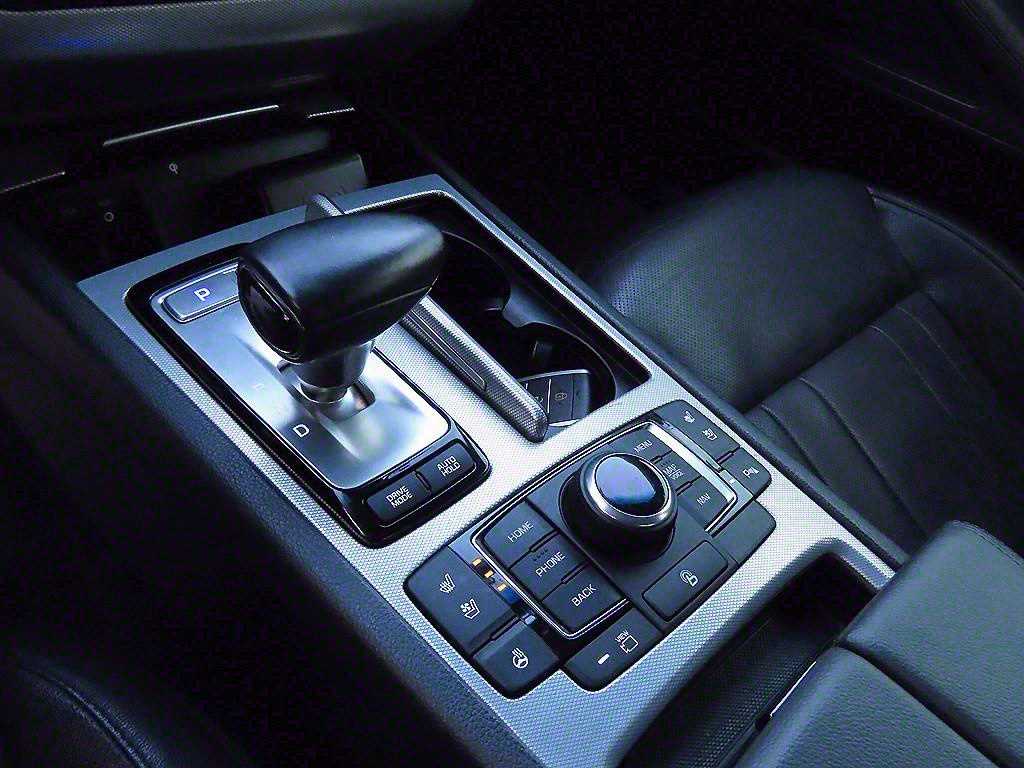 Genesis G80 - Vista 10