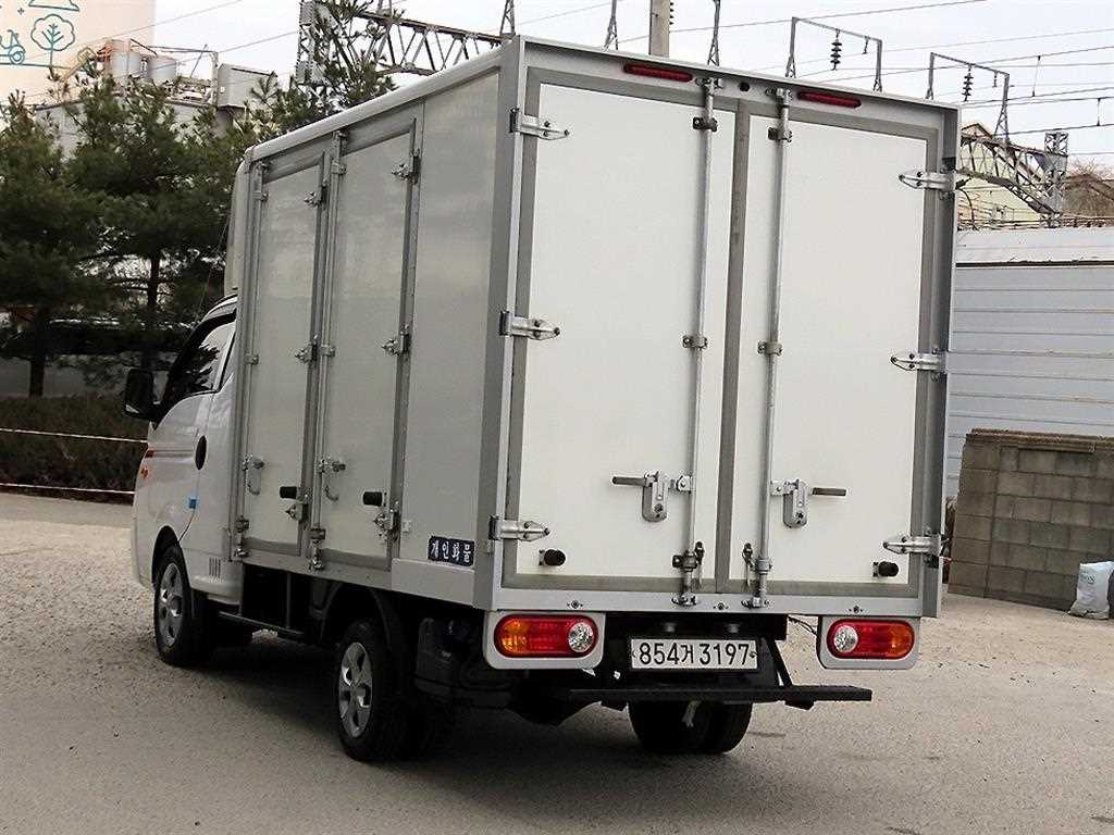 Small Truck Cargo (small) - Vista 3